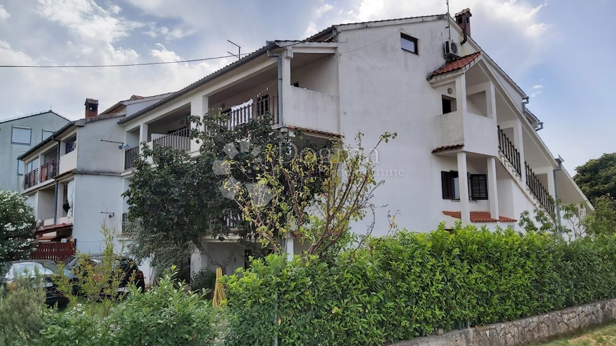 Hiša Rovinj, 1.200m2
