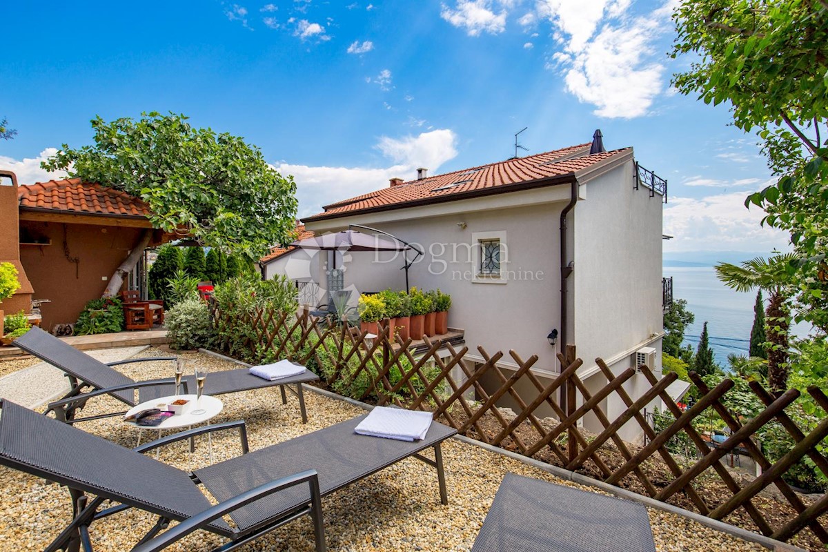 Stanovanje Opatija - Centar, Opatija, 222m2