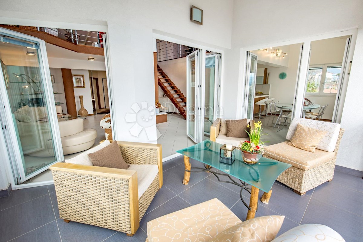 Stanovanje Opatija - Centar, Opatija, 222m2