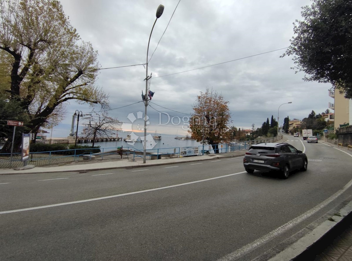 Poslovni prostor Ika, Opatija - Okolica, 25,61m2