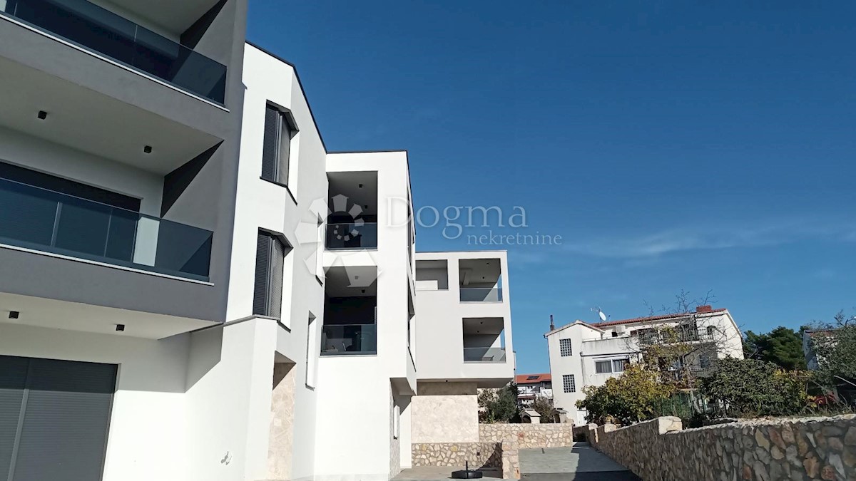 Apartma Brodarica, Šibenik - Okolica, 70,08m2