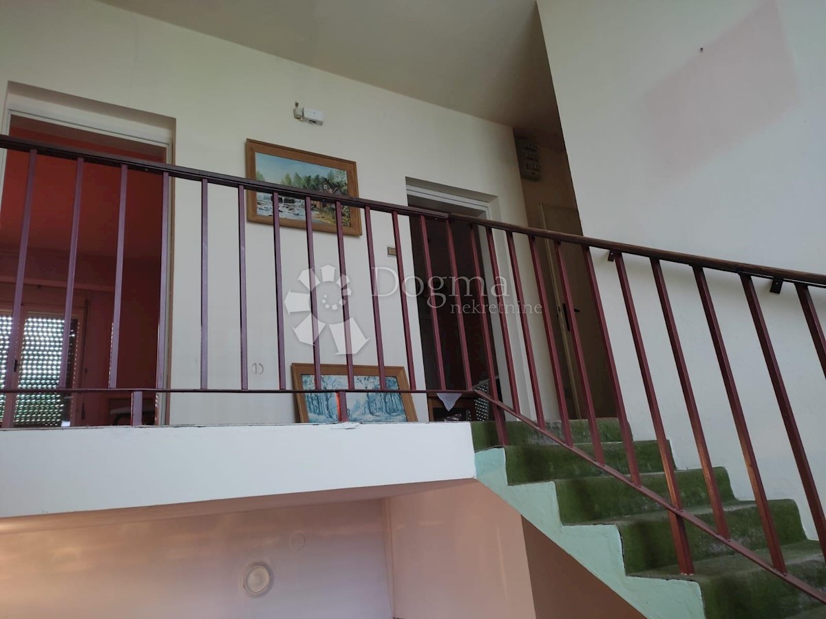 Hiša Beli Manastir, 162m2