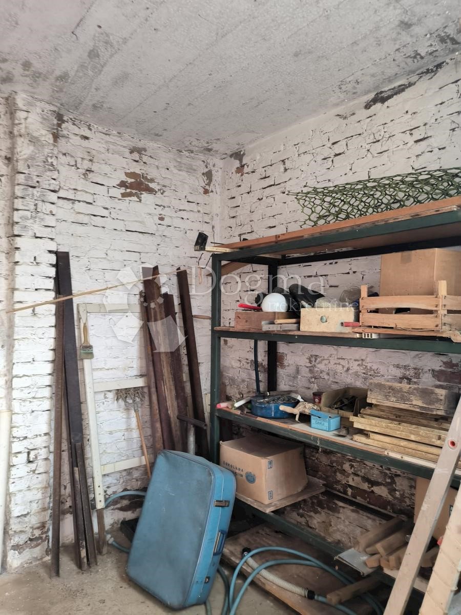 Hiša Beli Manastir, 162m2