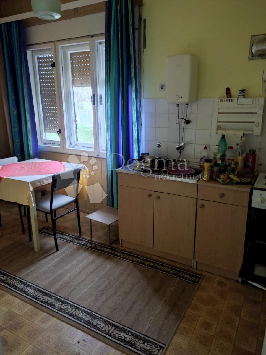 Hiša Beli Manastir, 162m2