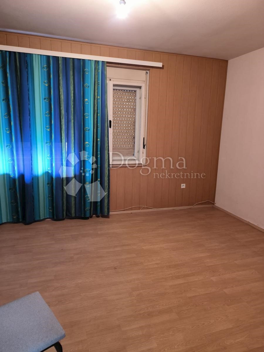Hiša Beli Manastir, 162m2