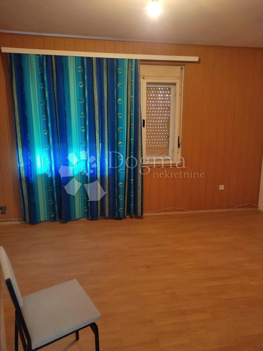 Hiša Beli Manastir, 162m2