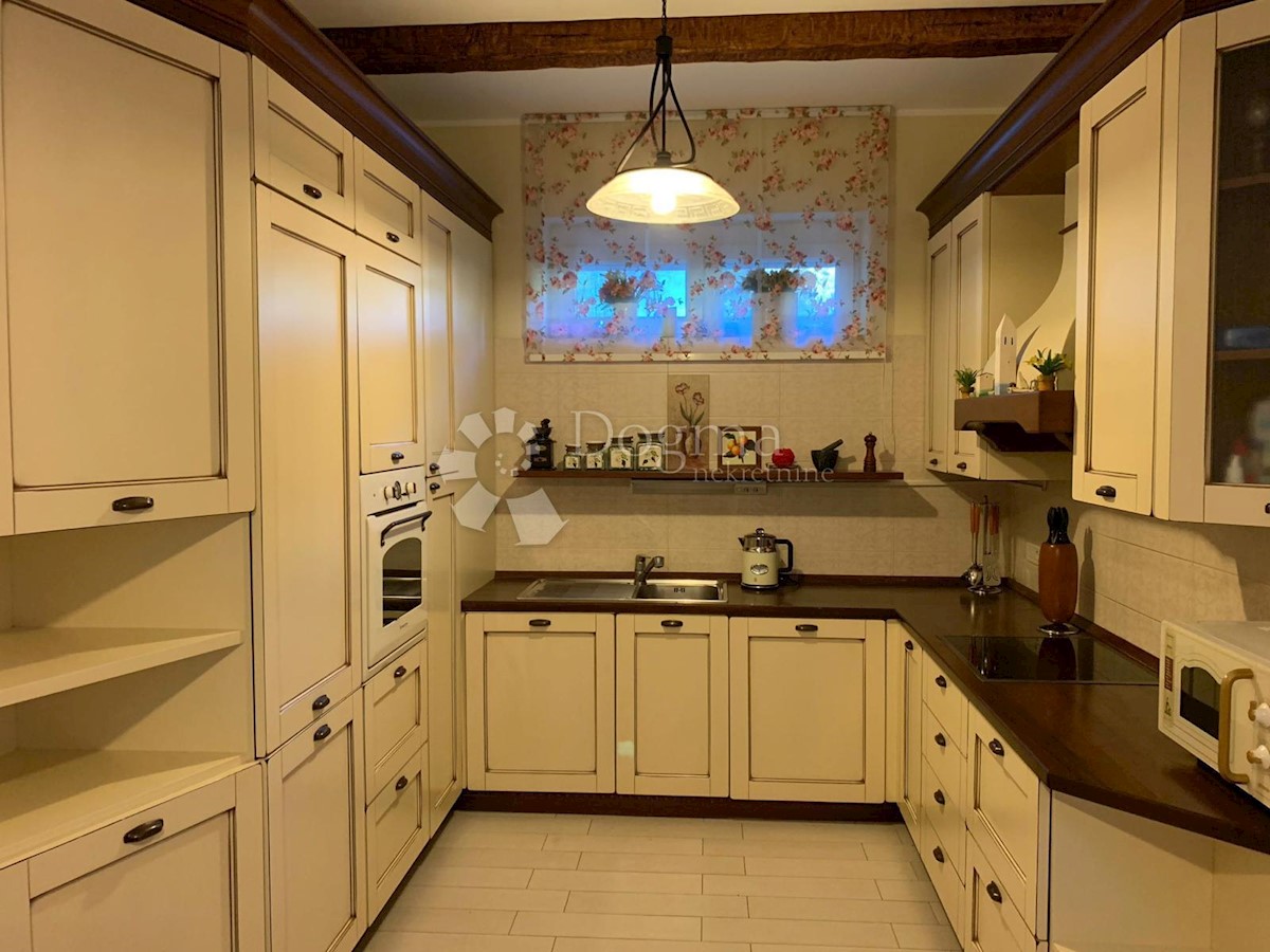 Stanovanje Opatija - Centar, Opatija, 112m2
