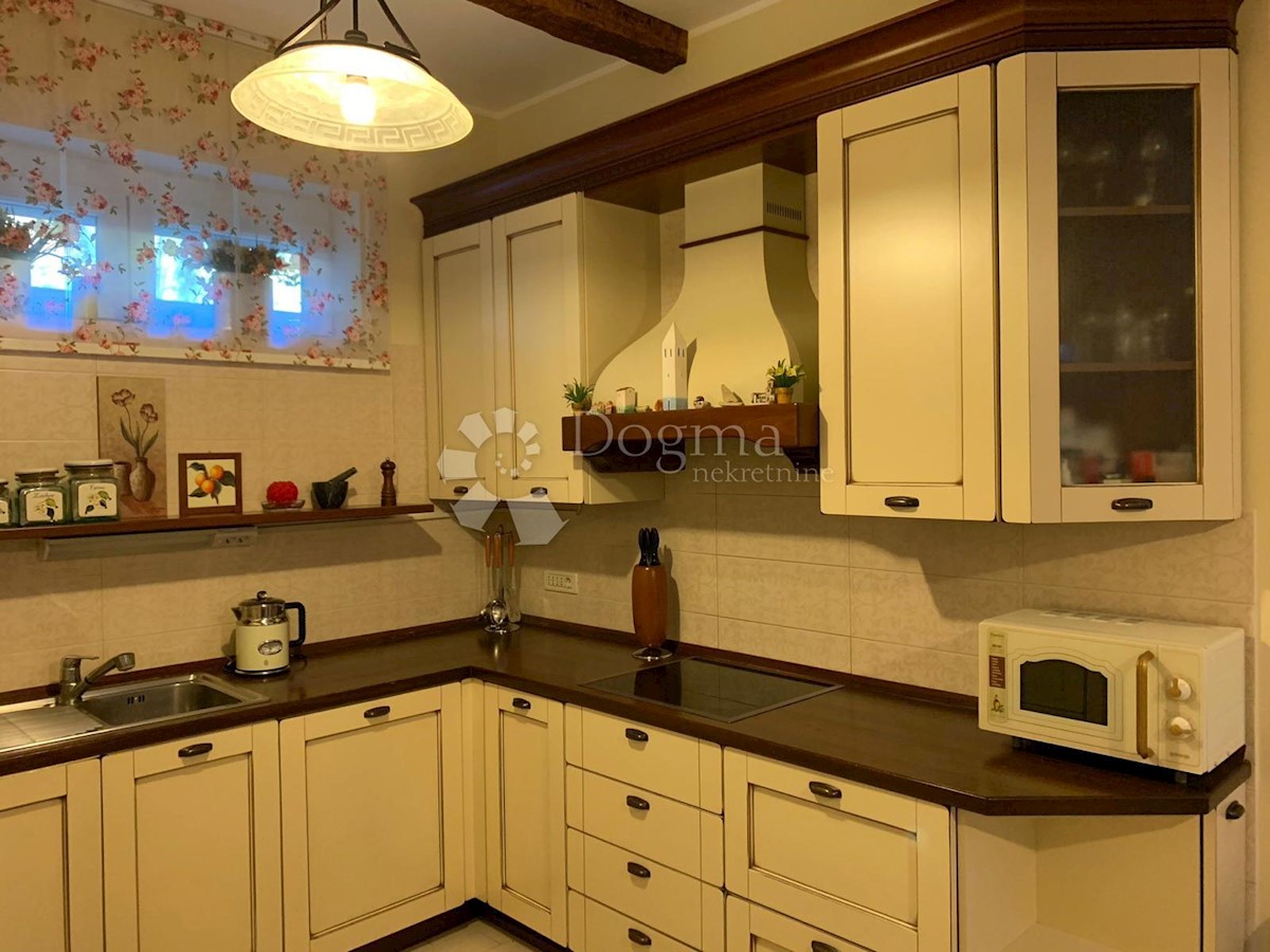 Stanovanje Opatija - Centar, Opatija, 112m2