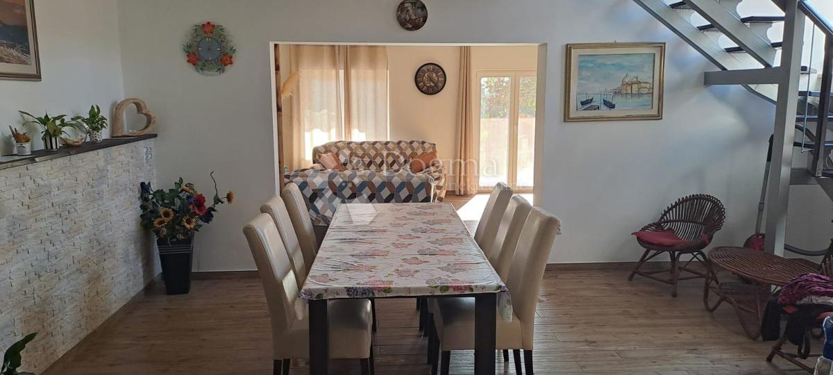 Hiša Fažana, 200m2