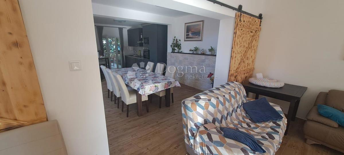 Hiša Fažana, 200m2