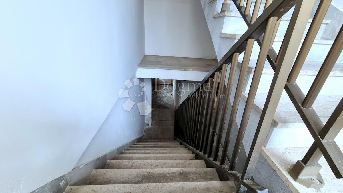 Hiša Funtana, 650m2