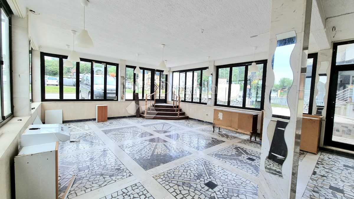 Hiša Funtana, 650m2