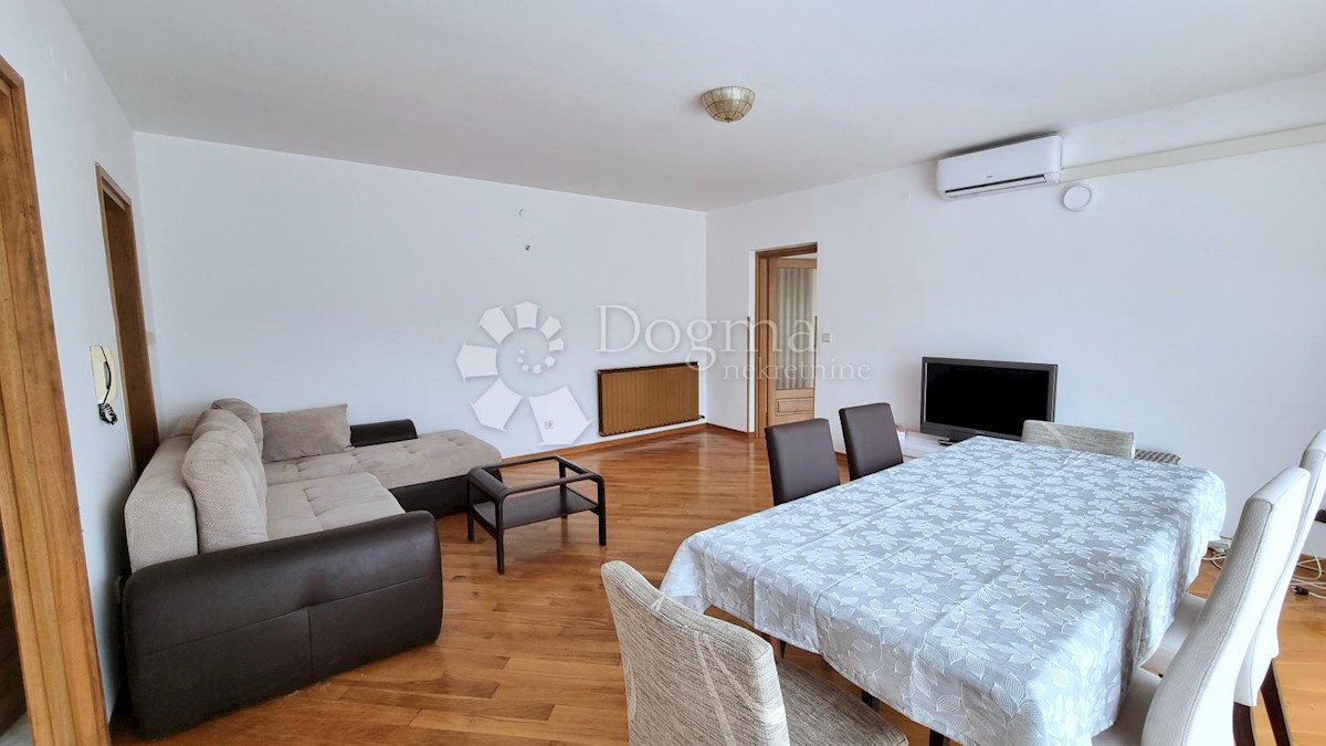 Hiša Funtana, 650m2