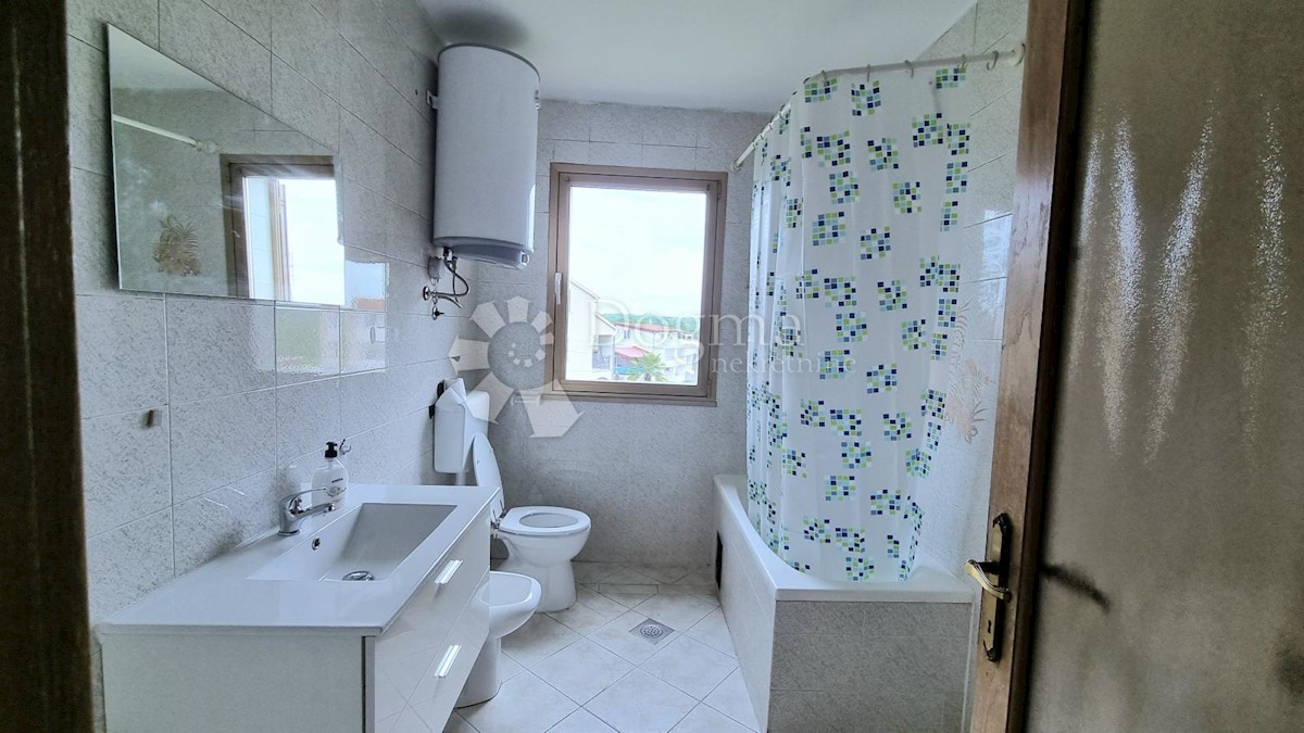 Hiša Funtana, 650m2