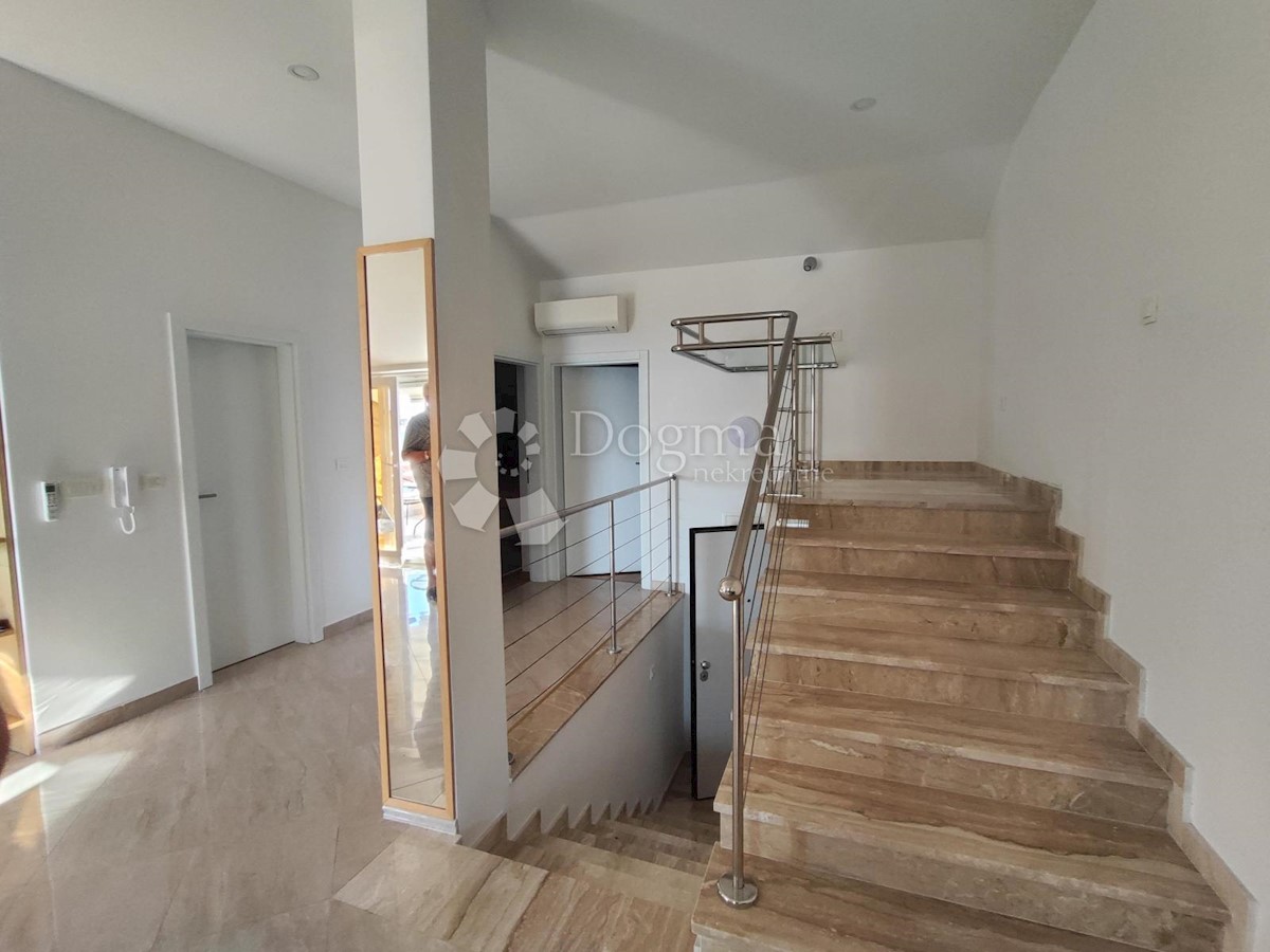 Apartma Njivice, Omišalj, 80m2