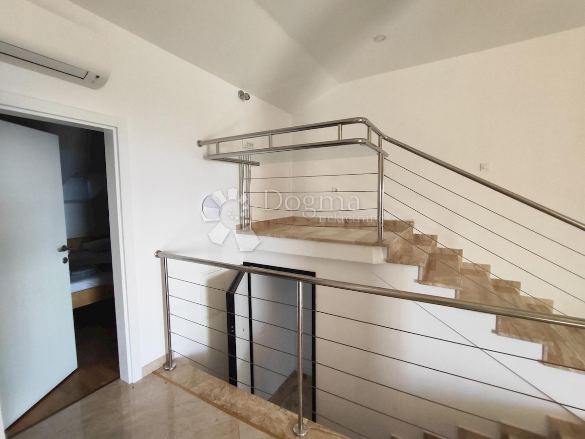 Apartma Njivice, Omišalj, 80m2