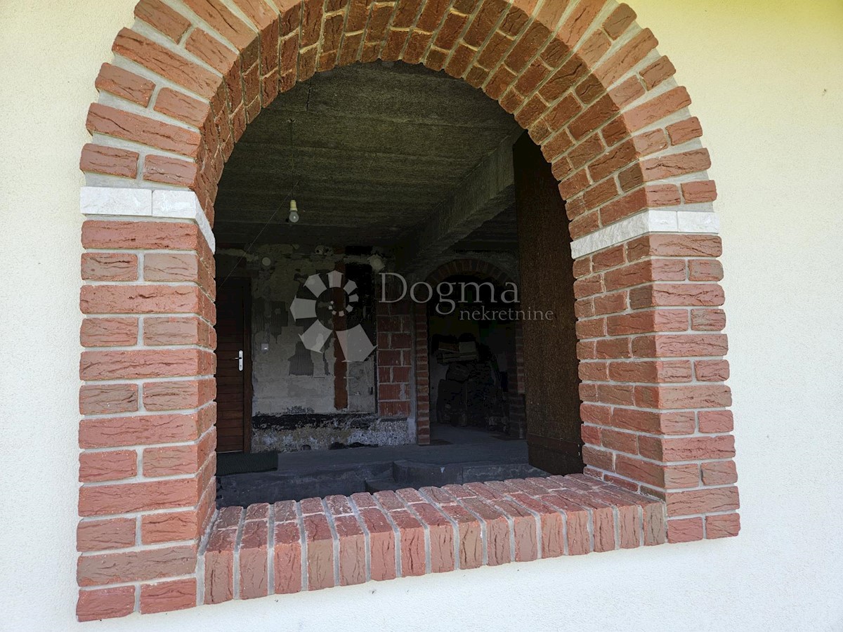 Hiša Jurovčak, Sveti Martin Na Muri, 1.130m2