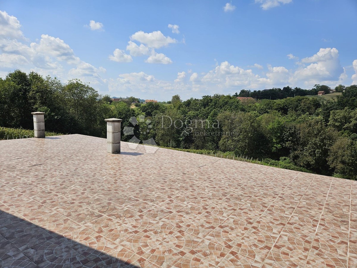 Hiša Jurovčak, Sveti Martin Na Muri, 1.130m2