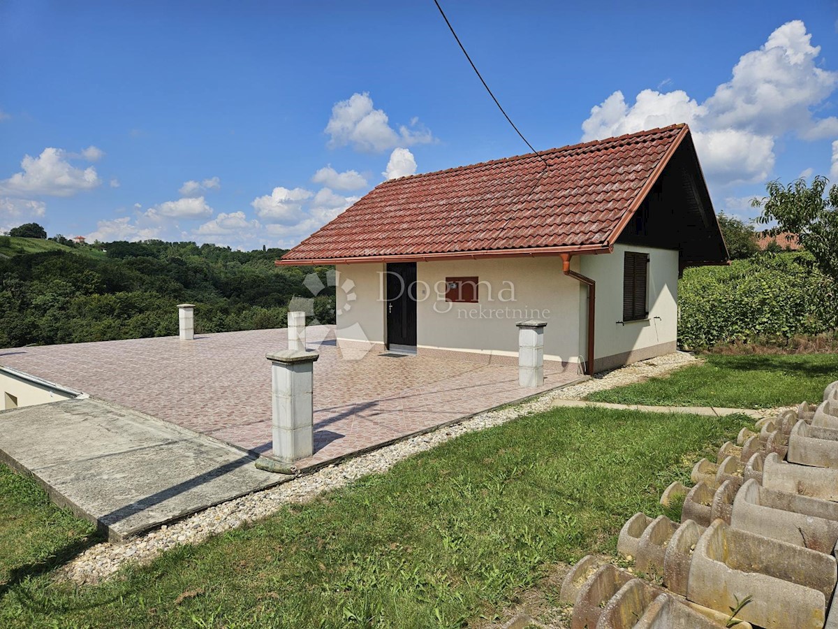 Hiša Jurovčak, Sveti Martin Na Muri, 1.130m2