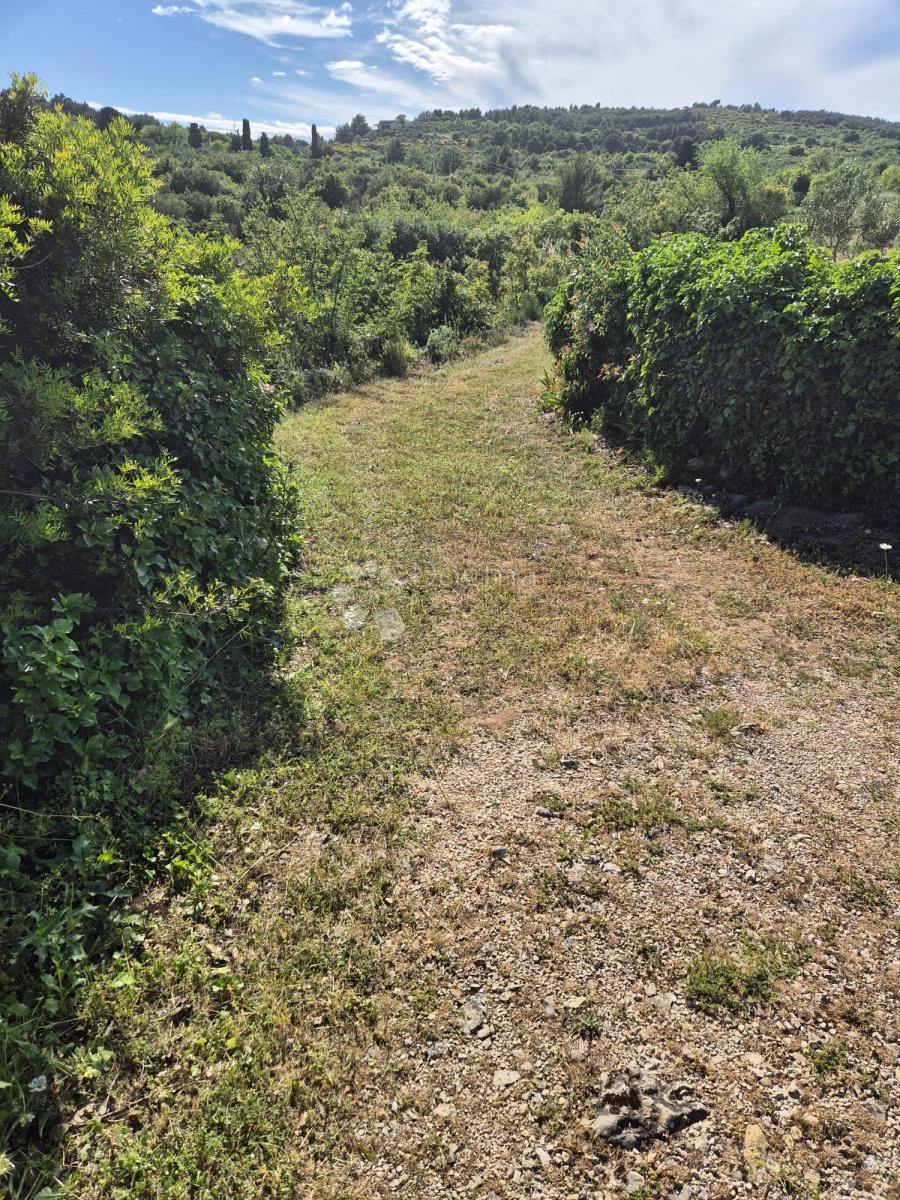 Zemljišče Vodice, 762m2
