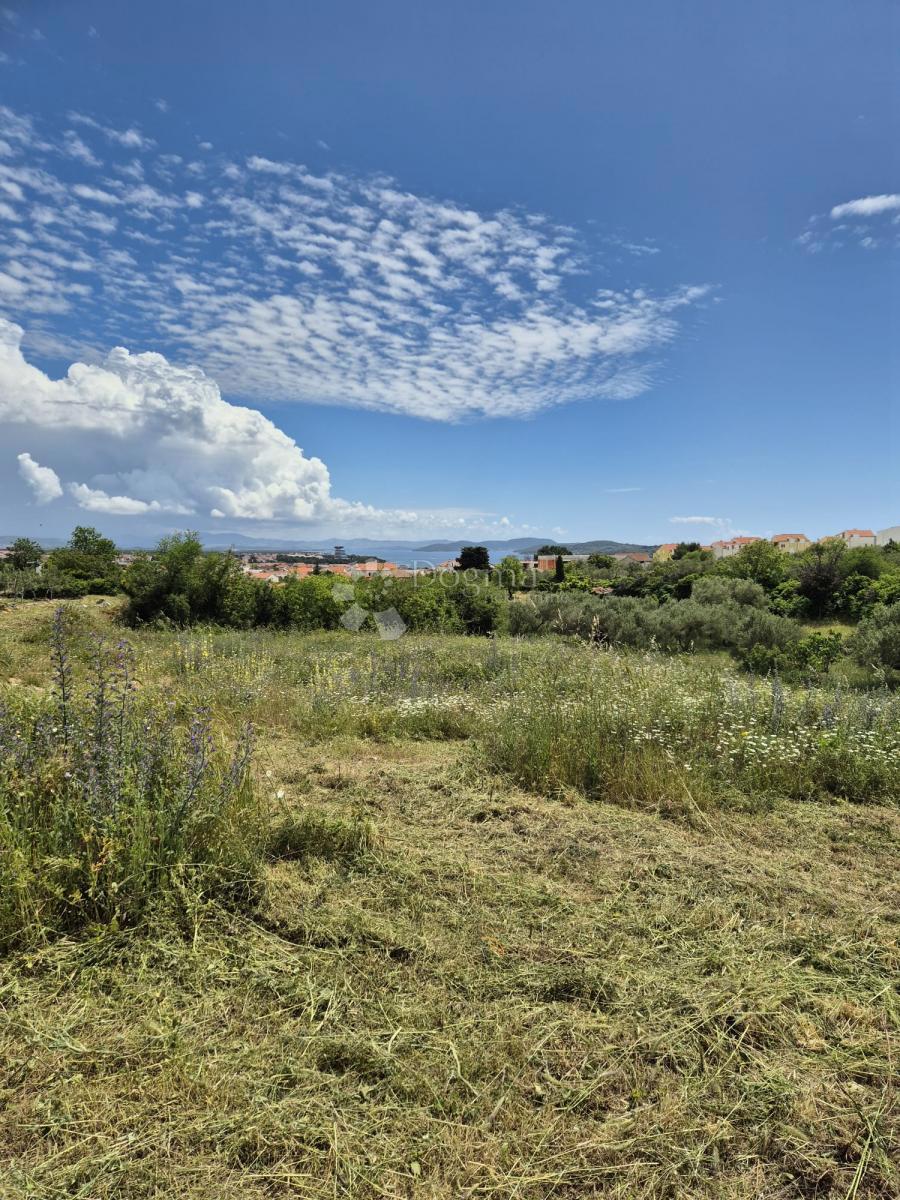 Zemljišče Vodice, 762m2
