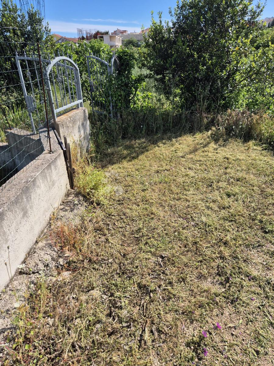 Zemljišče Vodice, 762m2