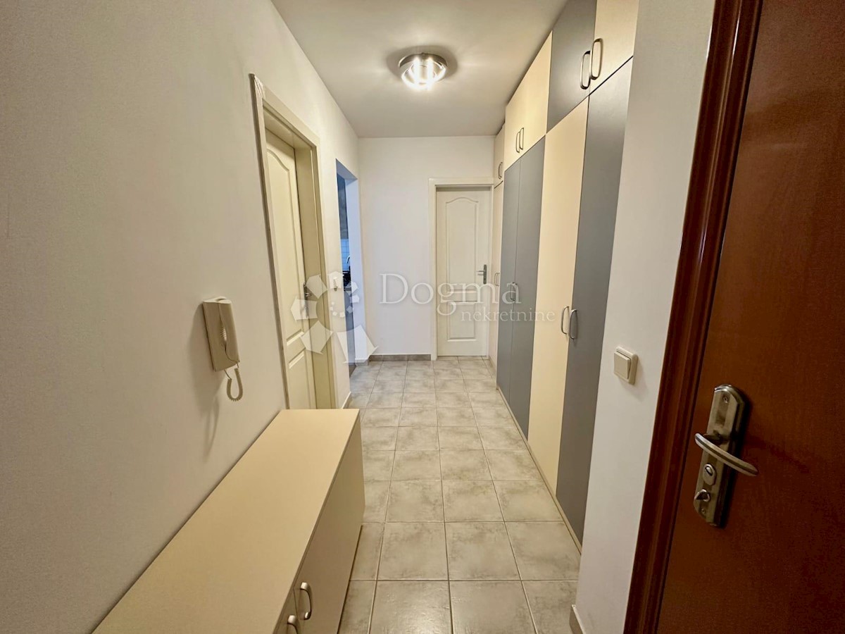 Stanovanje Poreč, 54m2