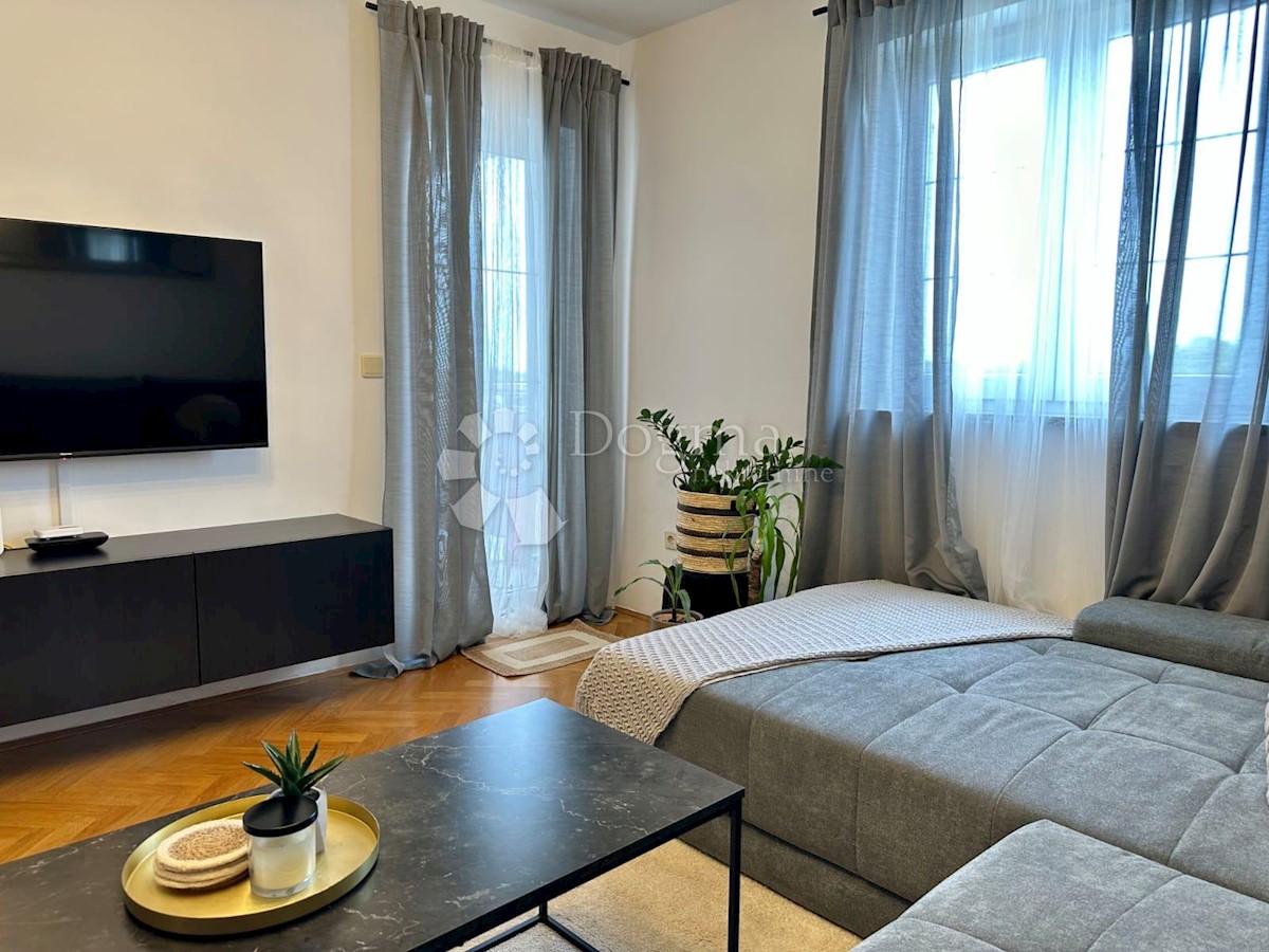 Stanovanje Poreč, 54m2