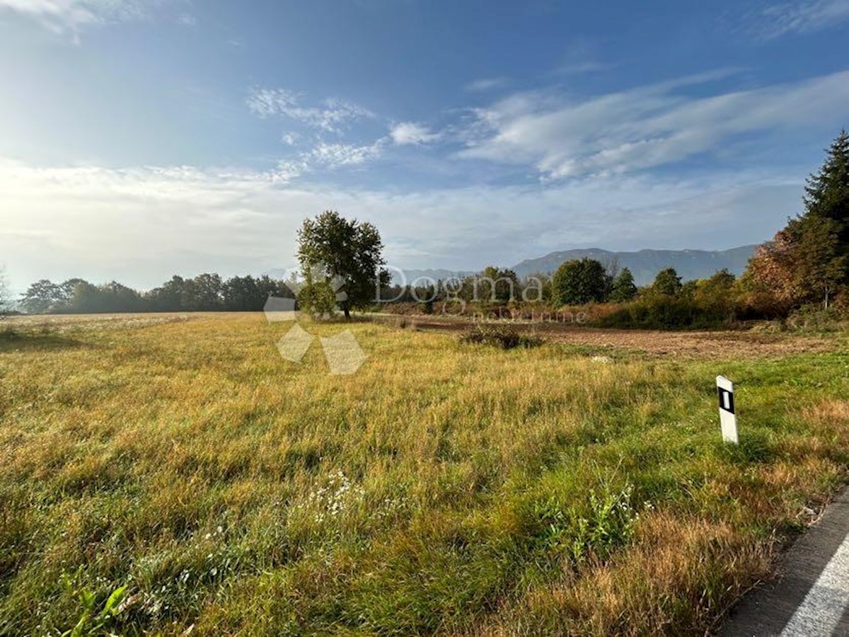 Zemljišče Podoštra, Gospić - Okolica, 3.676m2