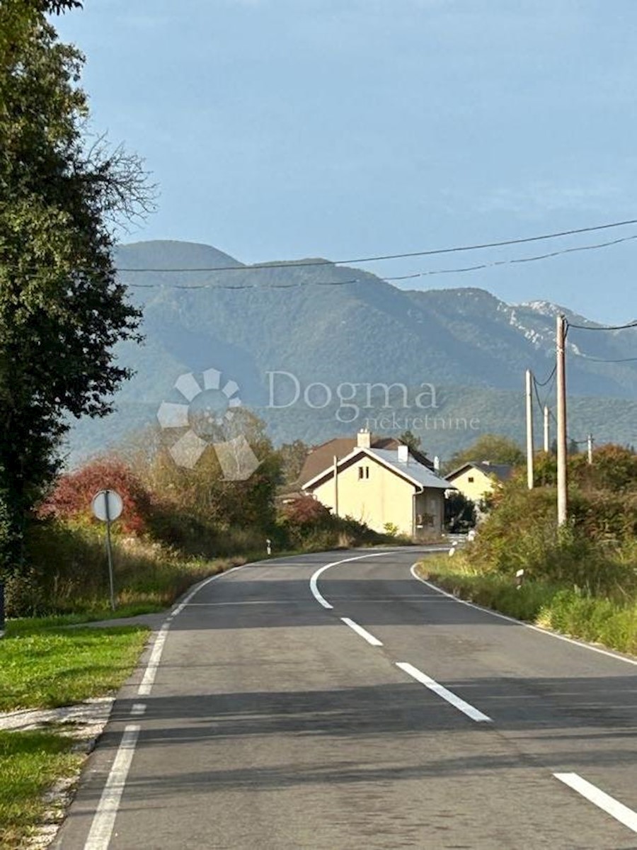 Zemljišče Podoštra, Gospić - Okolica, 3.676m2