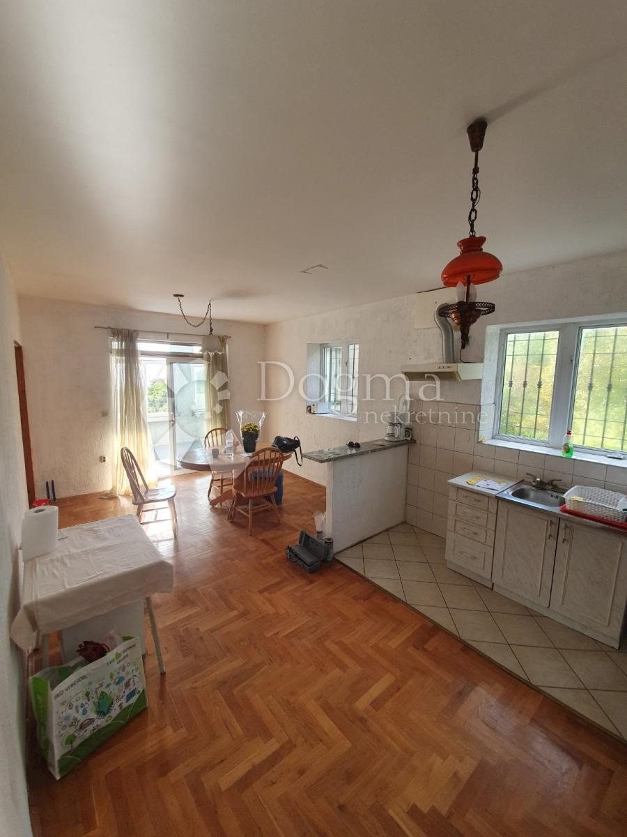 Hiša Bregi, Matulji, 450m2