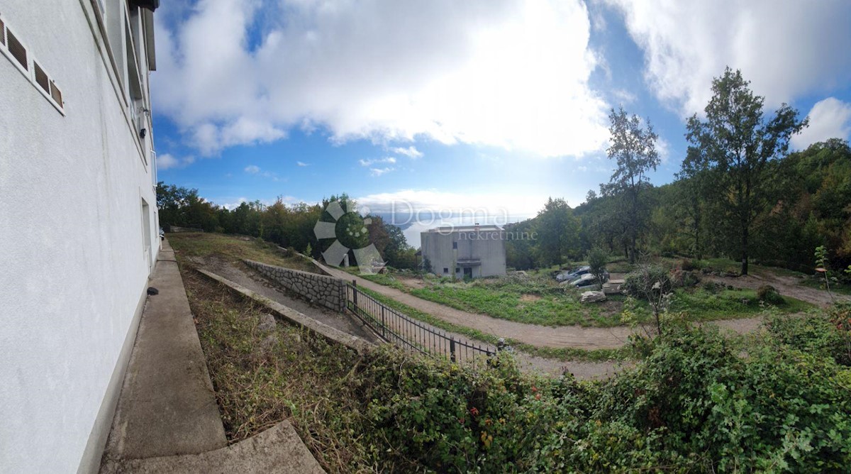 Hiša Bregi, Matulji, 450m2