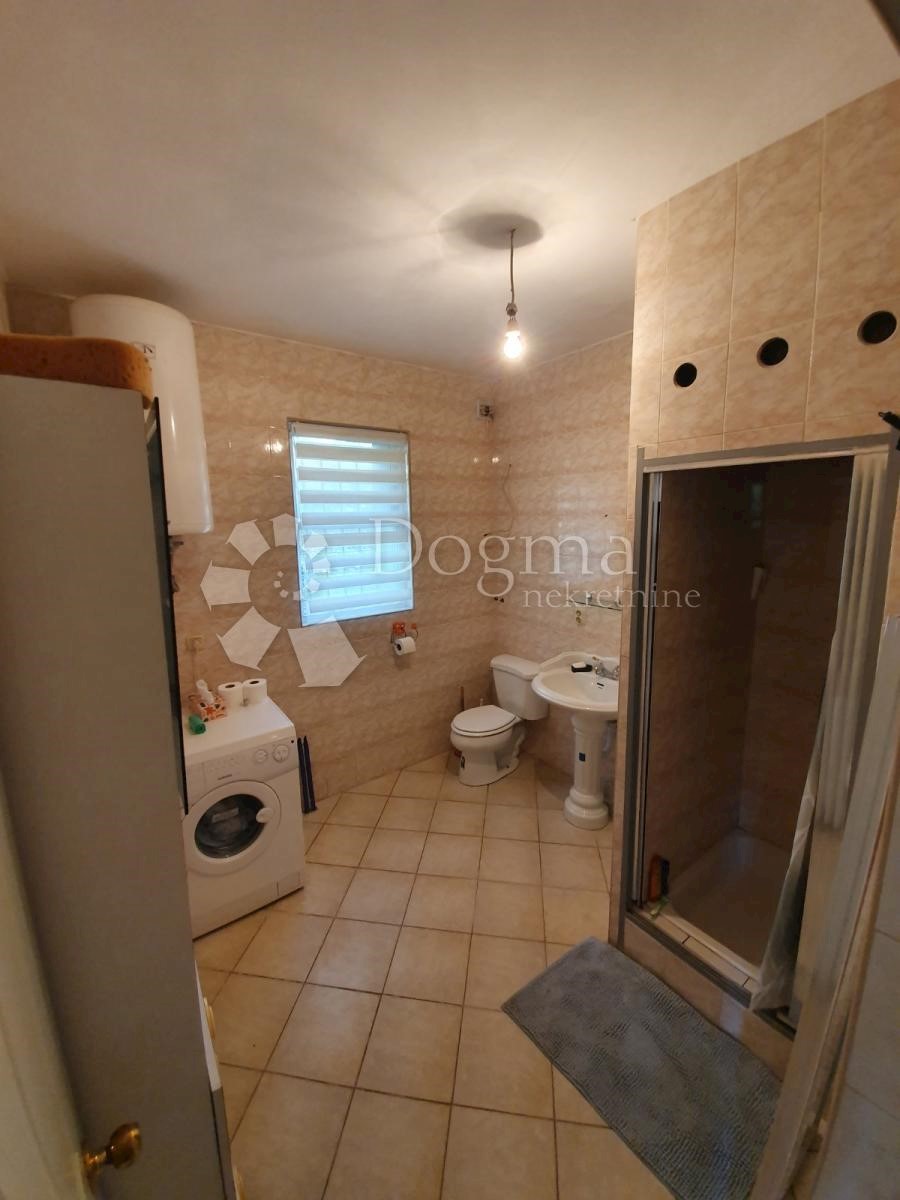 Hiša Bregi, Matulji, 450m2