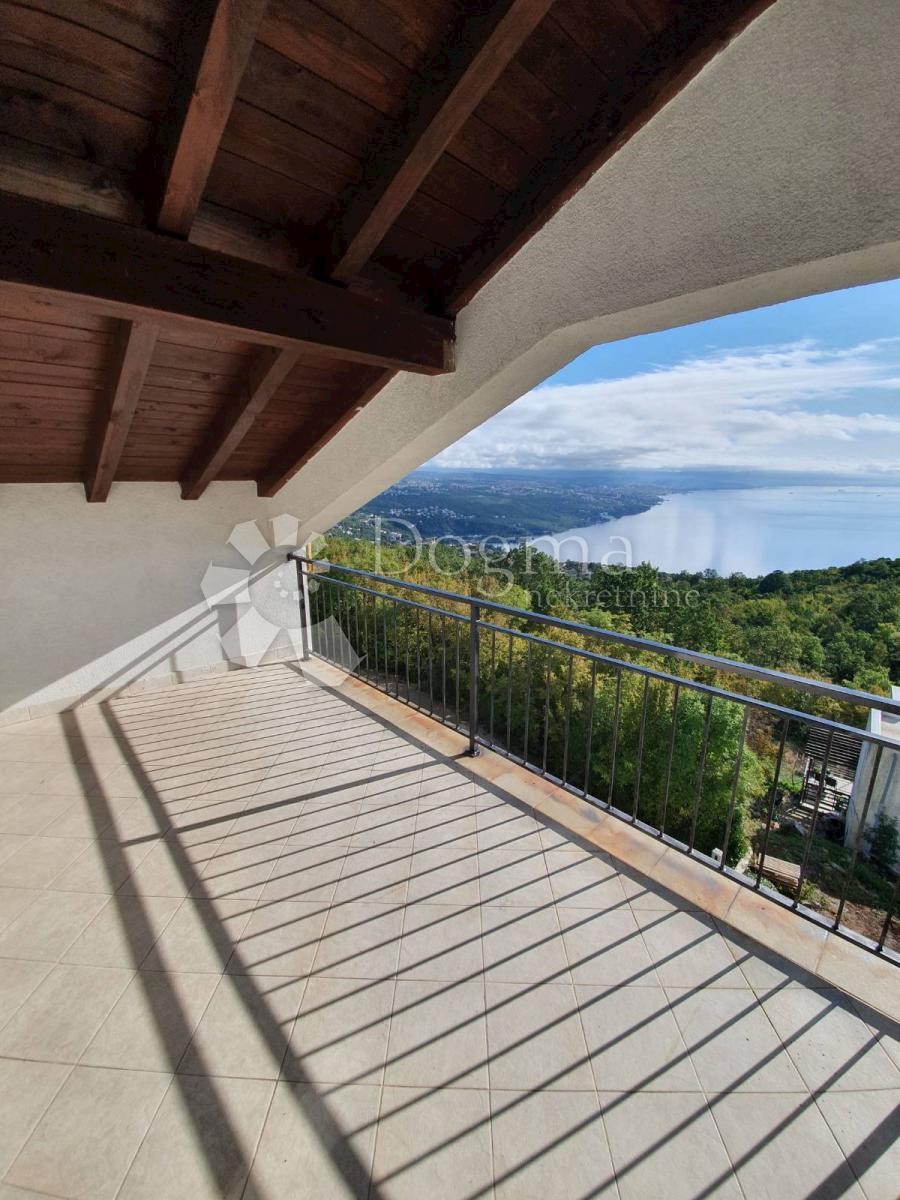 Hiša Bregi, Matulji, 450m2