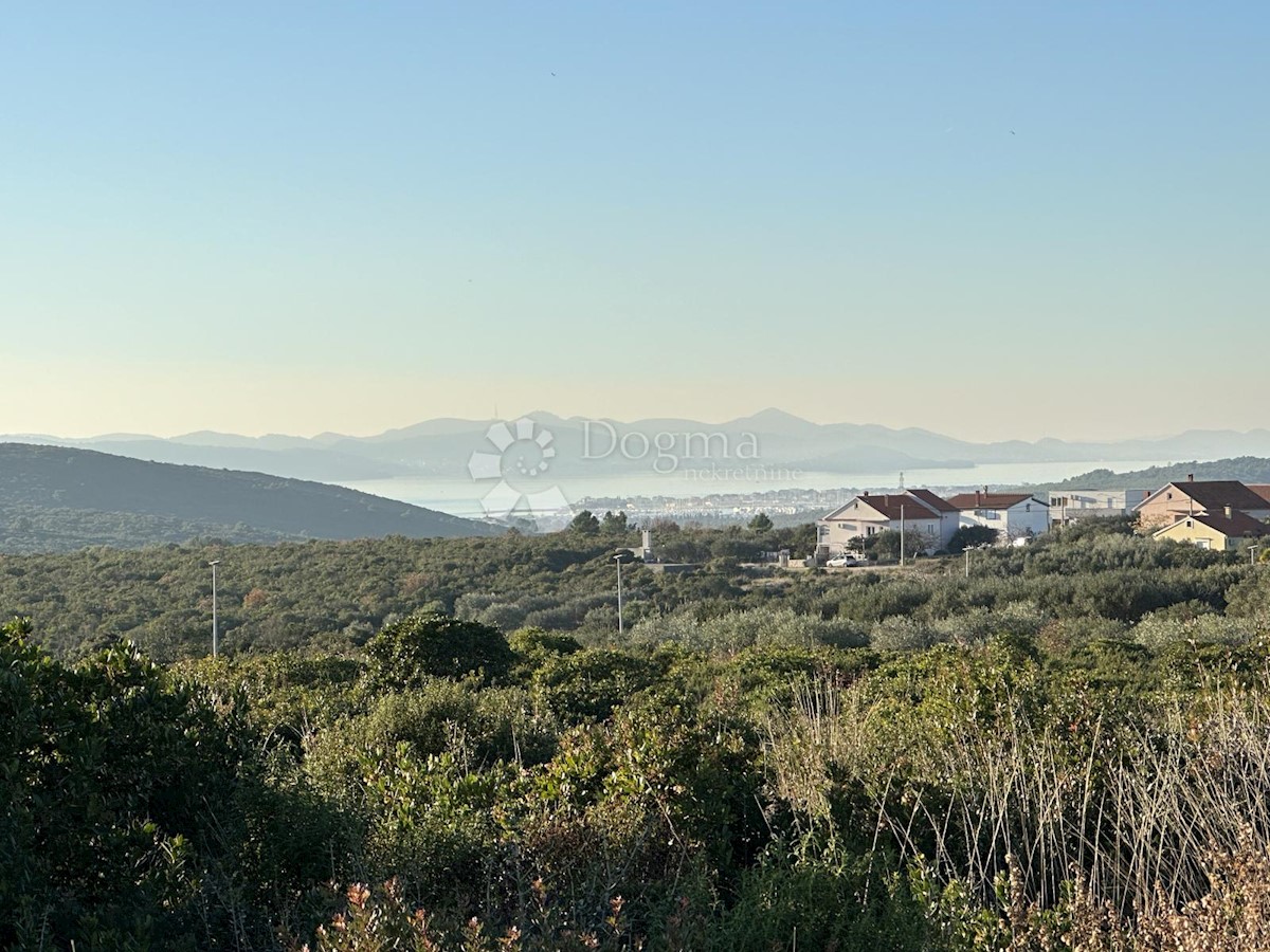 Zemljišče Debeljak, Sukošan, 1.664m2