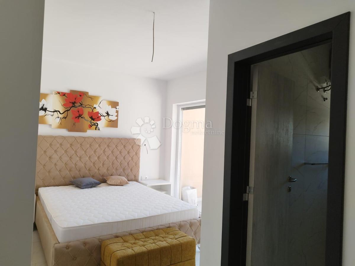 Hiša Rovinjsko Selo, Rovinj, 450m2