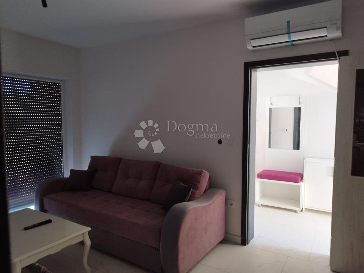 Hiša Rovinjsko Selo, Rovinj, 450m2