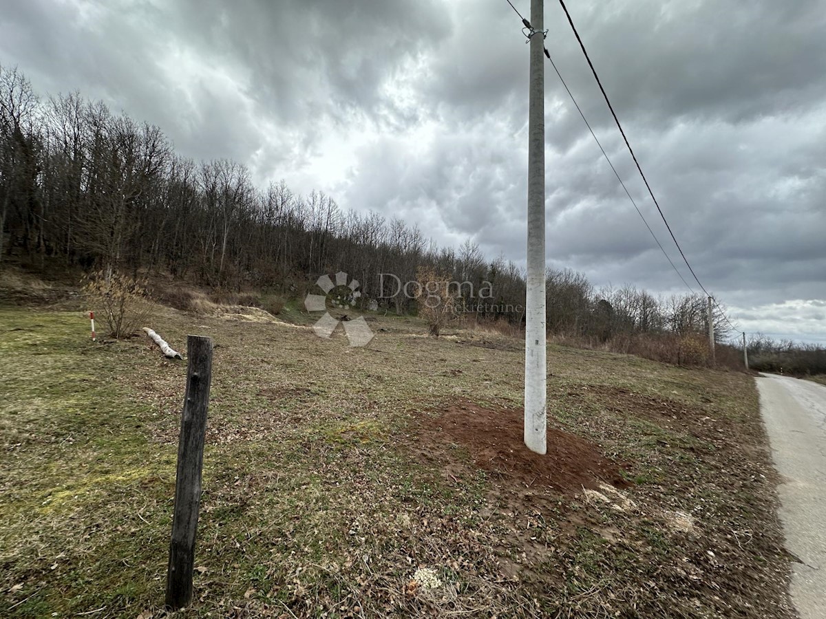 Zemljišče Smiljan, Gospić - Okolica, 2.814m2