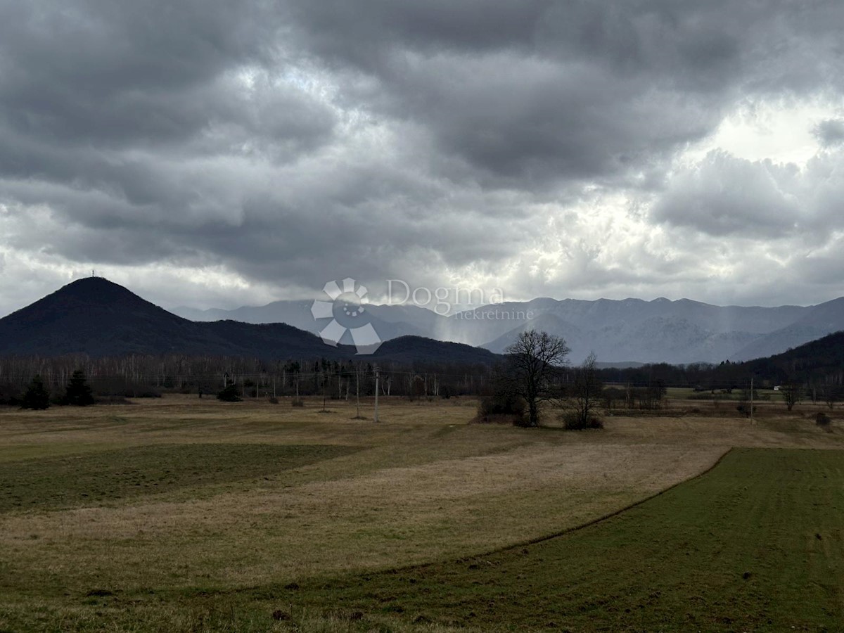 Zemljišče Smiljan, Gospić - Okolica, 2.814m2