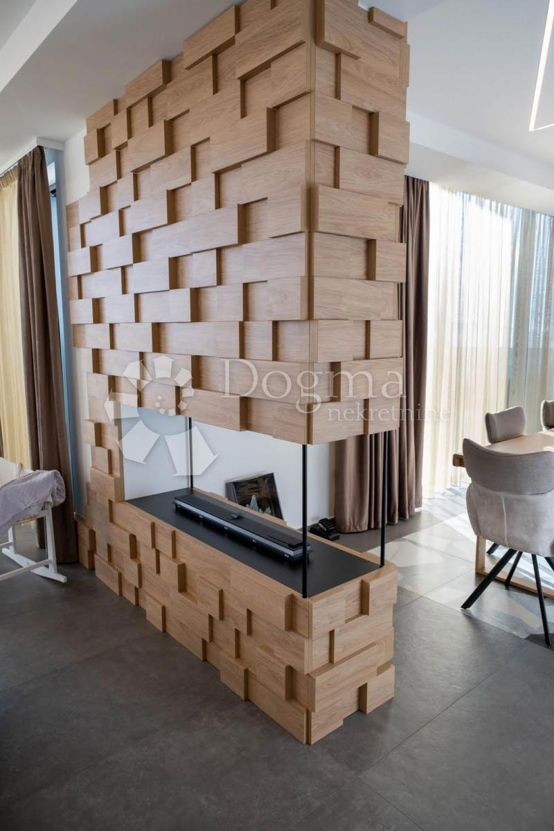 Stanovanje Volosko, Opatija, 227,50m2