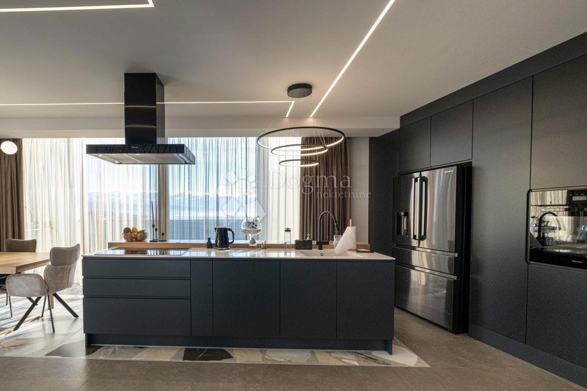 Stanovanje Volosko, Opatija, 227,50m2