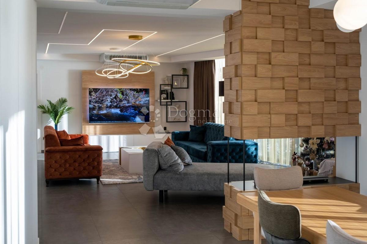 Stanovanje Volosko, Opatija, 227,50m2