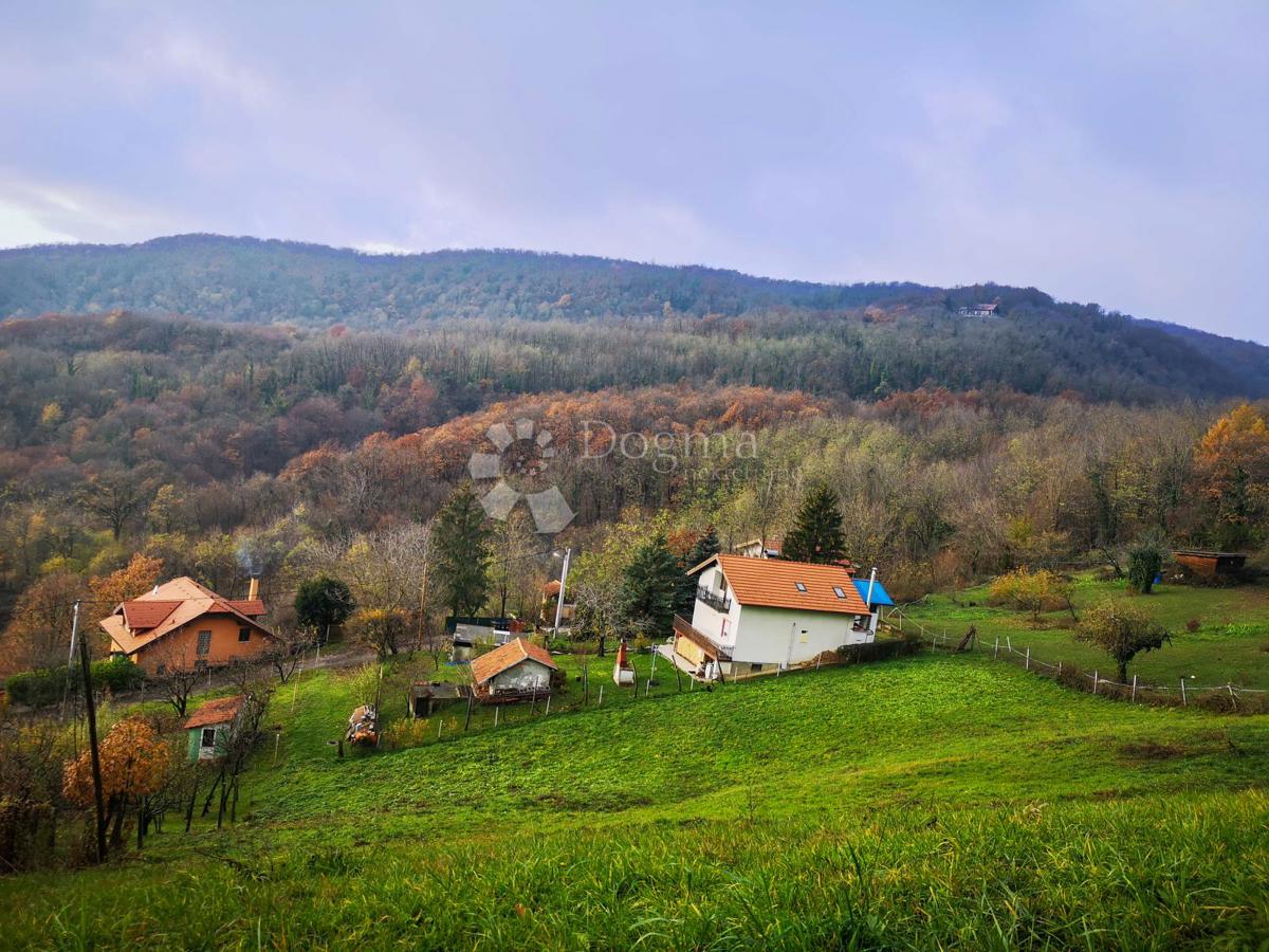 Zemljišče Teškovec, Podsused - Vrapče, 3.010m2