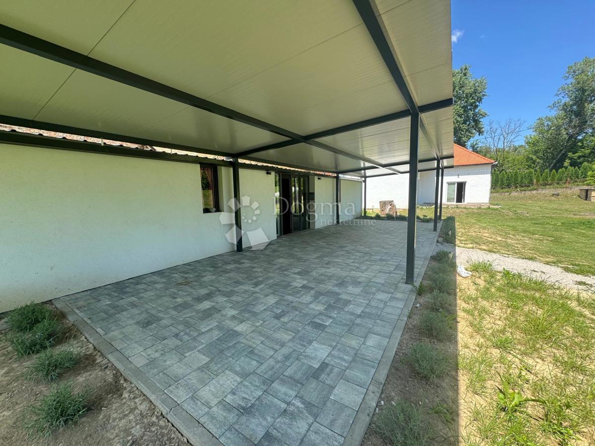 Hiša Desno Željezno, Martinska Ves, 100m2