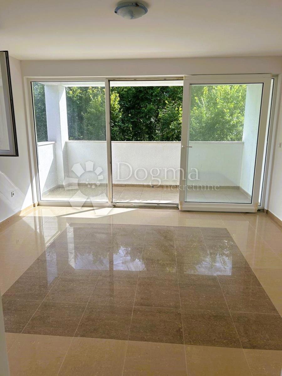 Stanovanje Mundanije, Rab, 75m2