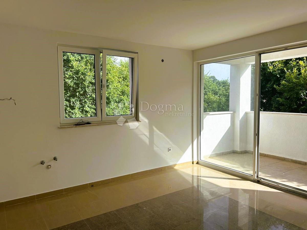 Stanovanje Mundanije, Rab, 75m2