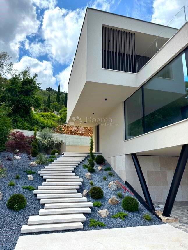 Hiša Rabac, Labin, 245,95m2