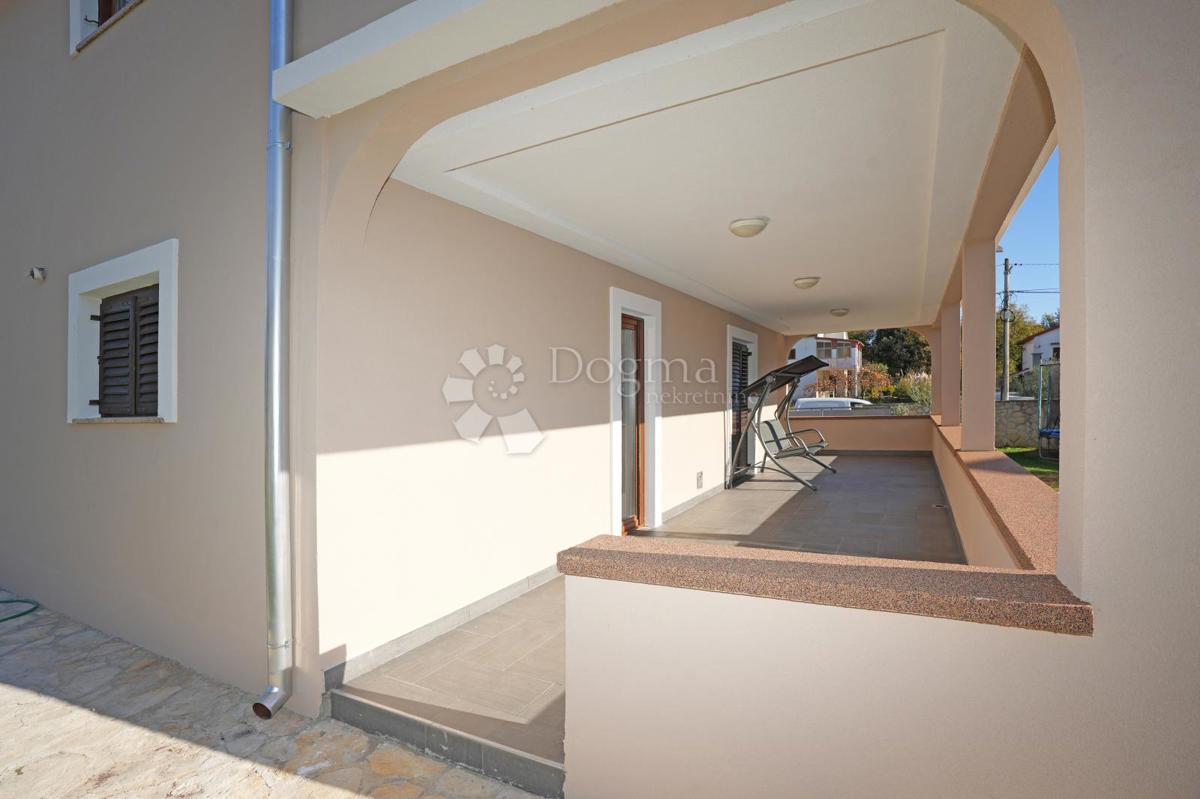 Hiša Loborika, Marčana, 220m2