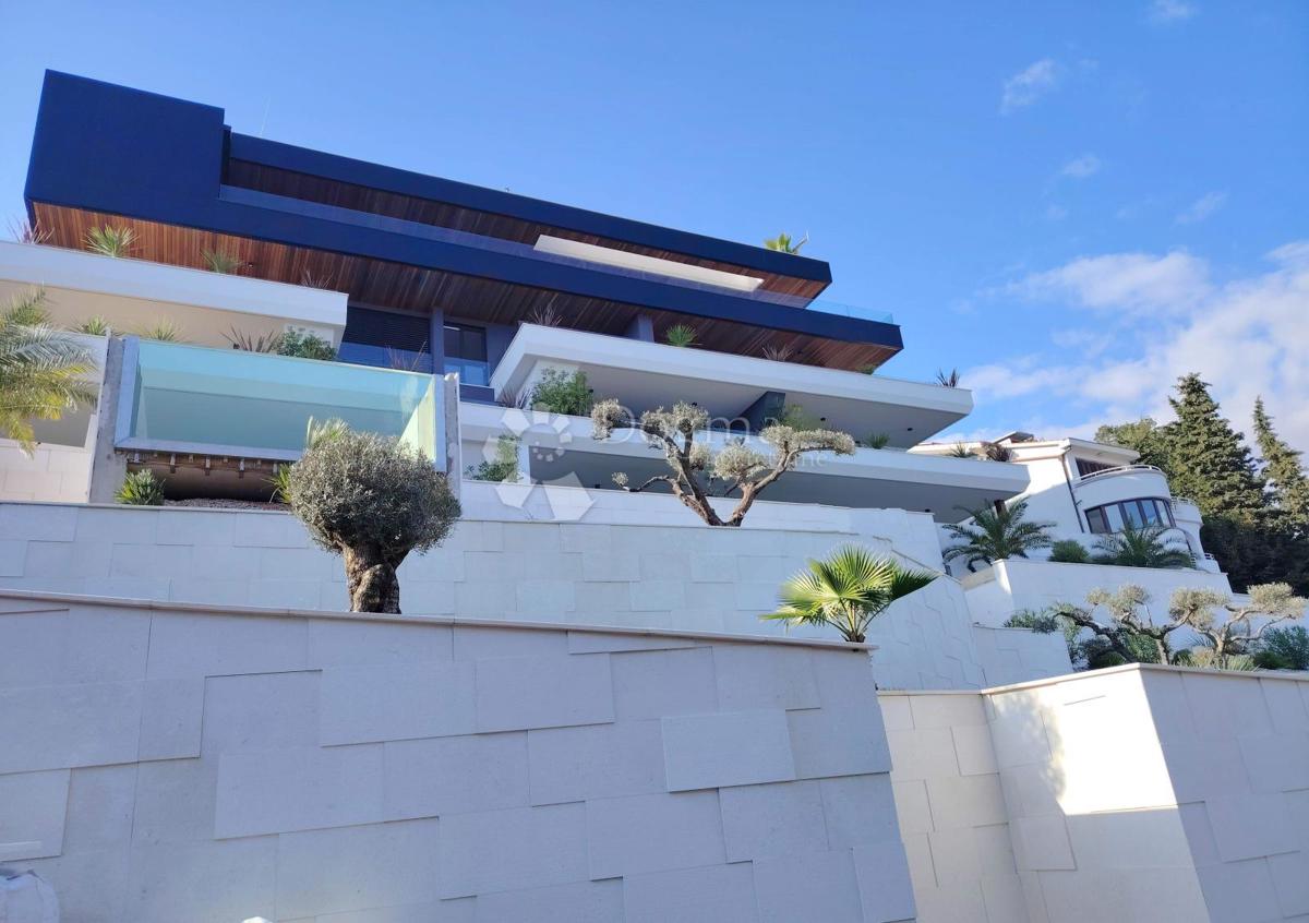 Stanovanje Opatija, 217,01m2