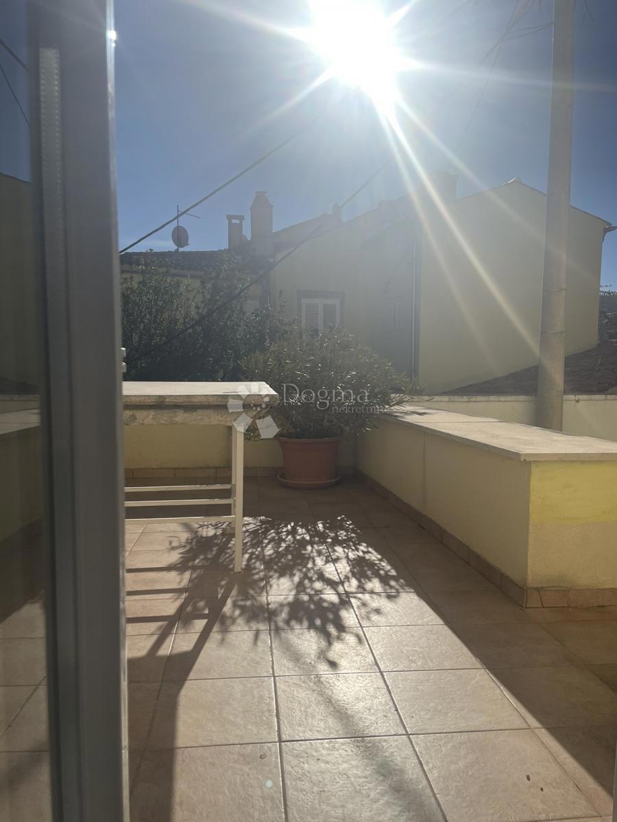 Stanovanje Cres, 80,20m2